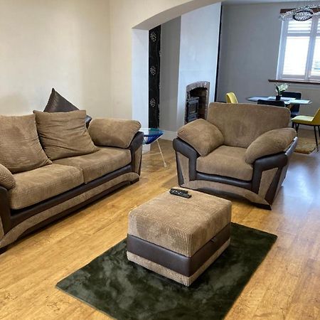 Green Villa Hickleton Екстер'єр фото