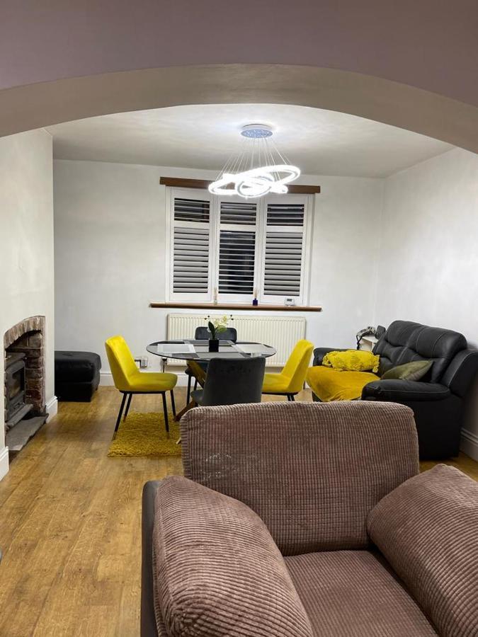 Green Villa Hickleton Екстер'єр фото